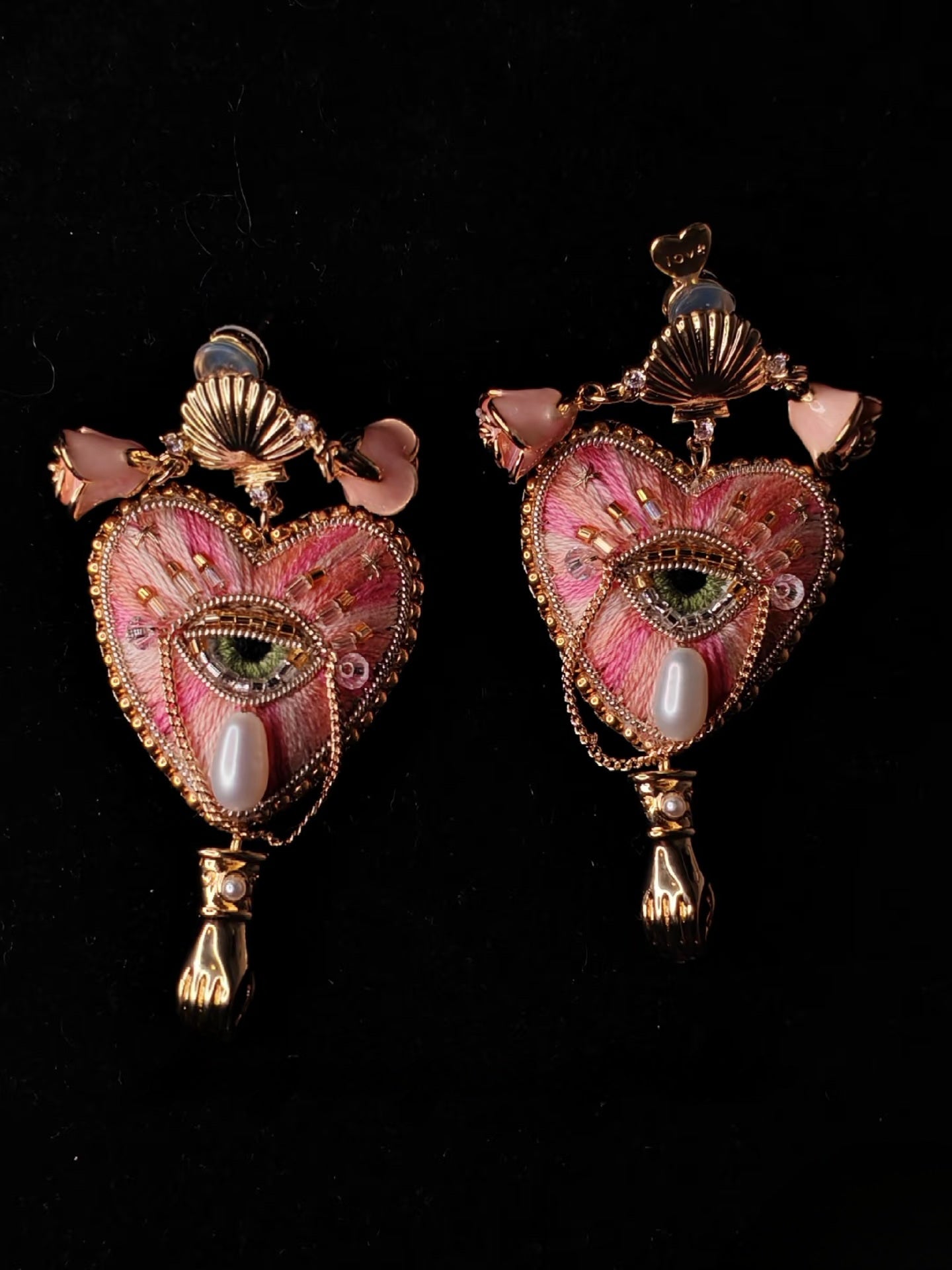 Rose Pink Heart Earrings (Pearl Editon)