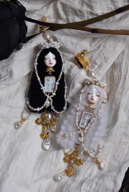 Handcraft White Queen Salome Earrings