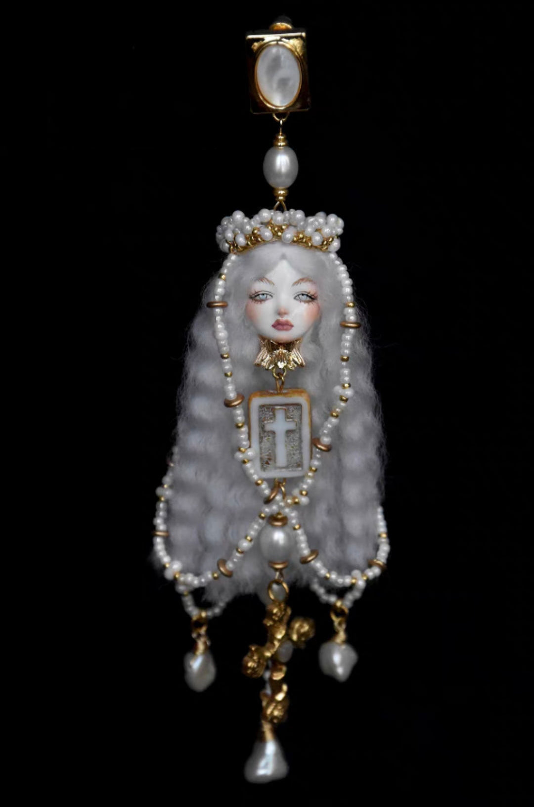 Handcraft White Queen Salome Earrings