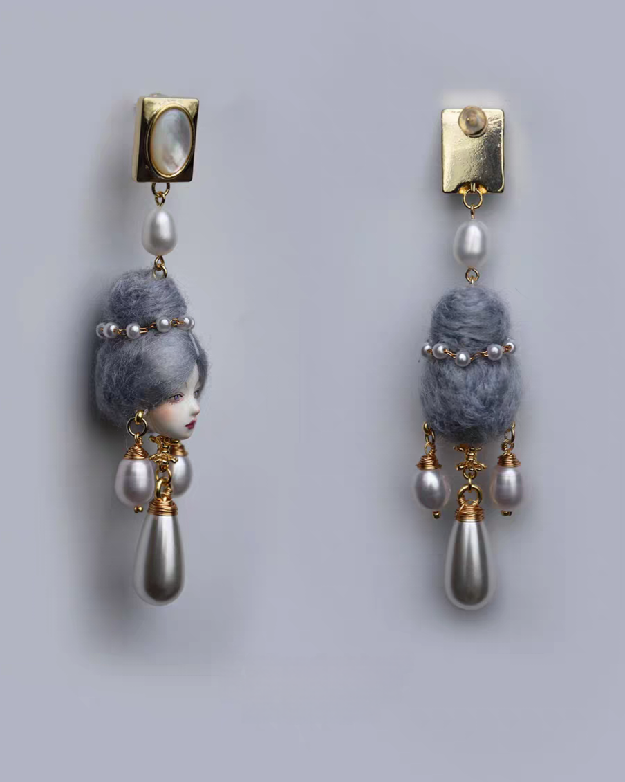 Handcraft Pearl Alice Earrings