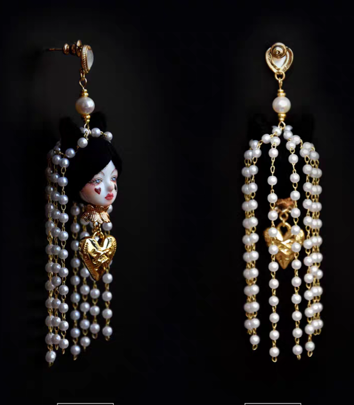 Handcraft Poker Face Alice Earrings